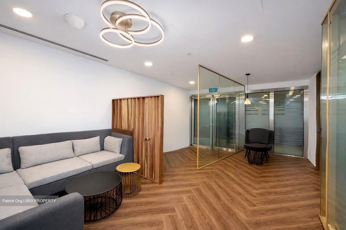 Oue Downtown (D1), Office #551909031